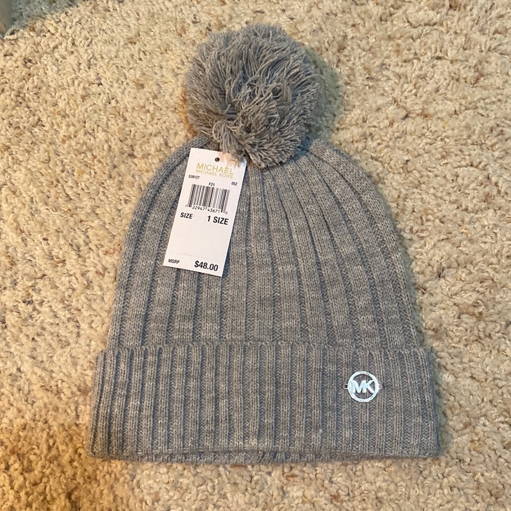 Heather light gray/grey Michael Kors winter fashion beanie hat